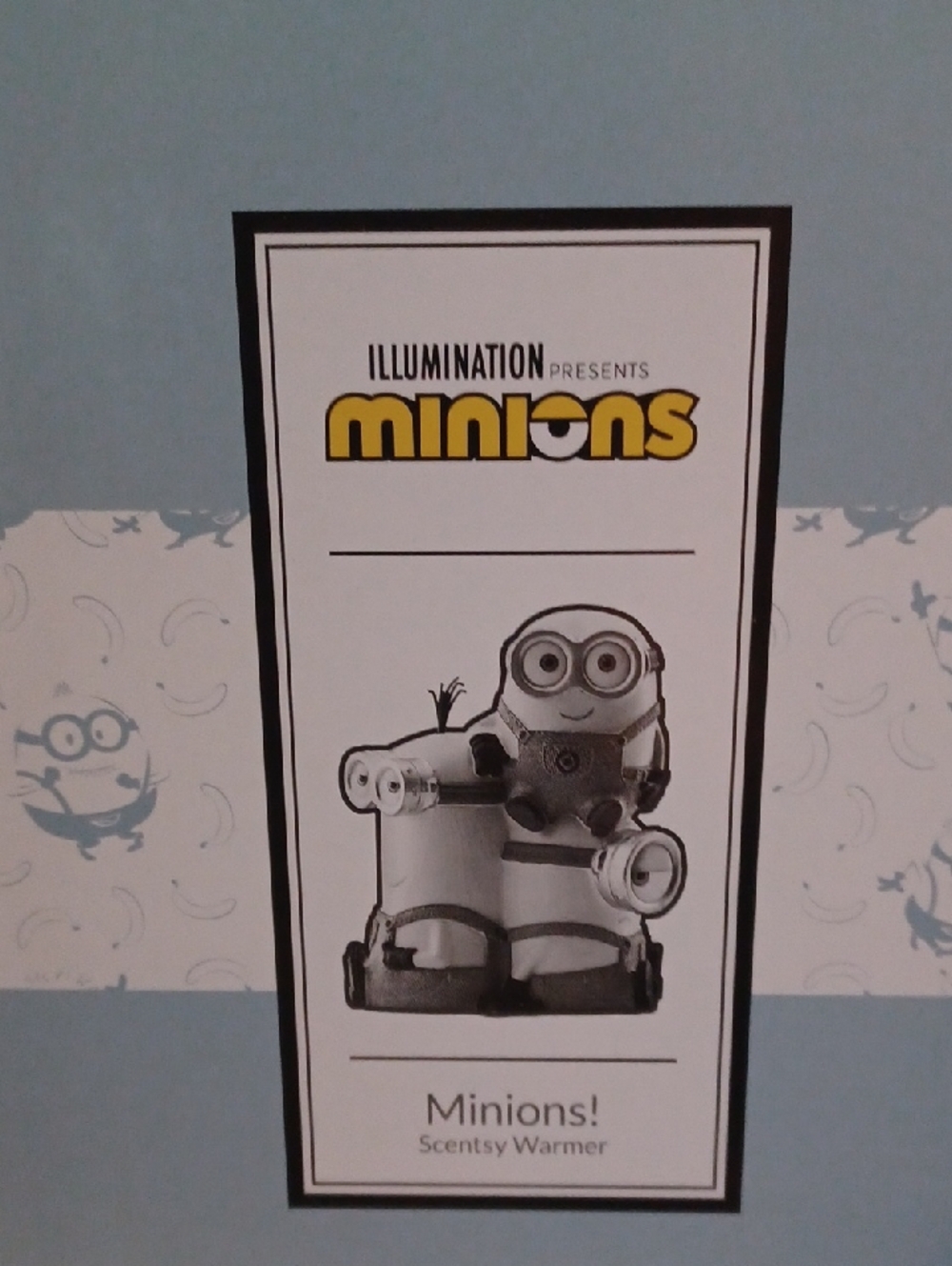 Scentsy Minions Warmer - Yellow and Light Blue Artwork
